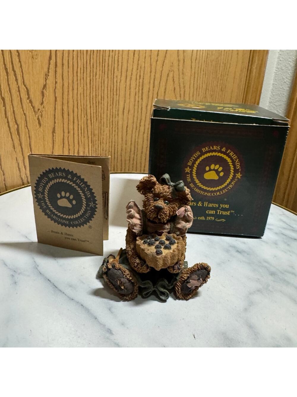 Boyds Bears figurine NIB Bailey the baker